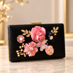 Cluth sobre negro Floral satinado